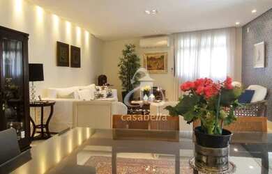 Imagem: O apartamento possui 4 Dormitórios, 5 Banheiros, 2 Vagas na