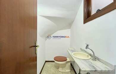 Imagem 9: Casa em Hípica. Churrasqueira, Varanda, Lareirae2 Vagas na garagem