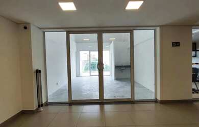 Imagem: O depósito possui 34m² de Área e está localizado em Centro