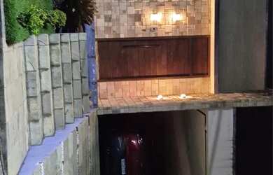 Imagem: A casa em condomínio possui 3 Dormitórios, 3 Banheiros, 2