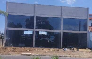 Imagem 2: Linda loja nova com mezanino frete envidraçada estacionamento em frente