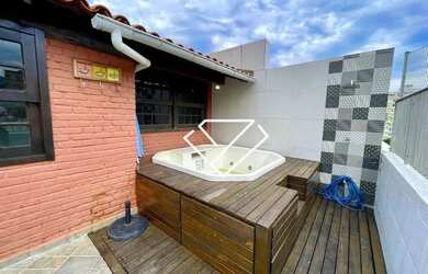 Imagem: O apartamento na cobertura possui 3 Dormitórios, 3 Banheiros