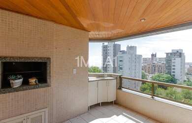 Imagem: O apartamento possui 3 Dormitórios, 3 Banheiros, 2 Vagas na