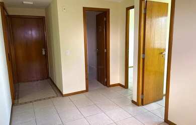 Imagem: O depósito possui 1 Vaga na garagem, 37m² de Área e está