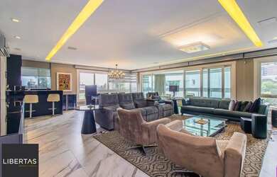 Imagem: O apartamento possui 3 Dormitórios, 4 Banheiros, 3 Vagas na