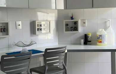 Imagem 14: Mansão a venda e aluguel no Itaigara, ² totais, finamente decorada em madeira nobre, amplo