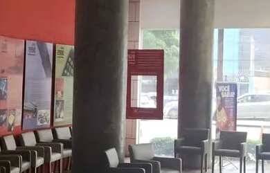 Imagem 6: Edifício Comercial reformado e pronto para mudança à venda