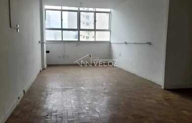 Imagem: O depósito possui 44m² de Área e está localizado em Centro