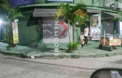 Imagem: A casa possui 2 Dormitórios, 5 Banheiros, 278m² de Área e