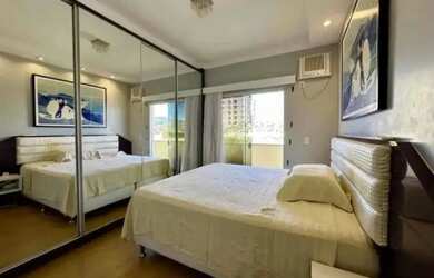 Imagem: A casa possui 3 Dormitórios, 3 Banheiros, 3 Vagas na garagem