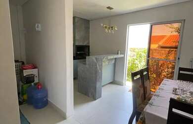 Imagem: A casa em condomínio possui 2 Dormitórios, 2 Banheiros, 2