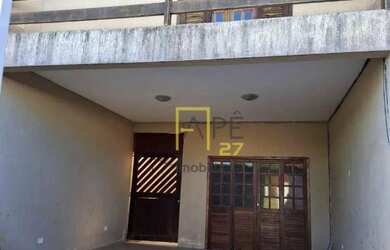 Imagem: A casa possui 3 Dormitórios, 3 Banheiros, 1 Vaga na garagem