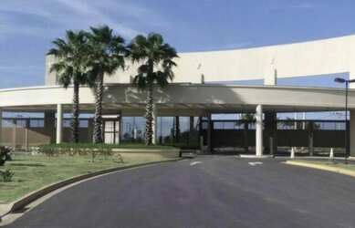 Imagem: O terreno possui 400m² de Área e está localizado em Centro