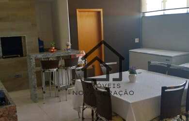 Imagem: A casa em condomínio possui 3 Dormitórios, 3 Banheiros, 2