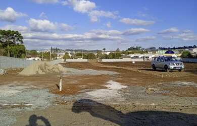 Imagem: O terreno possui 200m² de Área e está localizado em Guaraituba