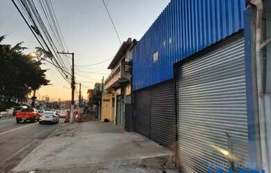 Imagem: O depósito possui 5 Vagas na garagem, 340m² de Área, Imóvel