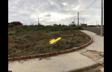 Imagem: O terreno possui 282m² de Área e está localizado em Jardim