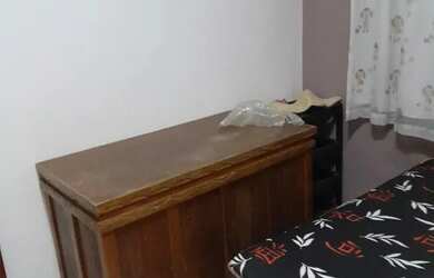 Imagem 5: Apartamento para mocas 300reais incluso agua energia alimentação Zap