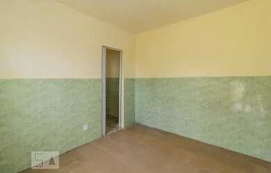 Imagem: A casa possui 1 Dormitório, 1 Banheiro, 60m² de Área e está