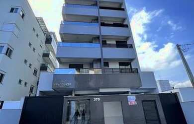 Imagem: O apartamento possui 3 Dormitórios, 1 Banheiro, 1 Vaga na garagem