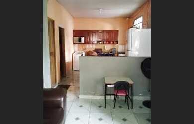 Imagem 4: Casa. Varanda, 1 Banheiroe2 Dormitórios