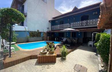 Imagem: A casa em condomínio possui 4 Dormitórios, 4 Banheiros, 3