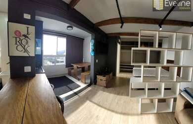 Imagem: O apartamento possui 1 Dormitório, 1 Banheiro, 1 Vaga na garagem