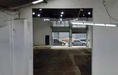 Imagem 5: Galpão/Depósito/Armazém para aluguel e venda tem 428 metros quadrados