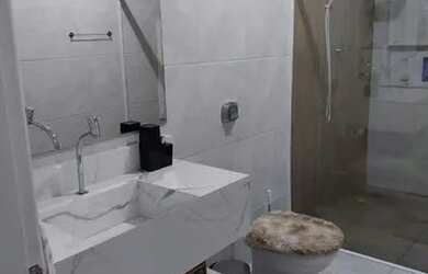 Imagem 8: Casa com sala comercial. Área de serviço, 100m² de Área, 2 Vagas na...