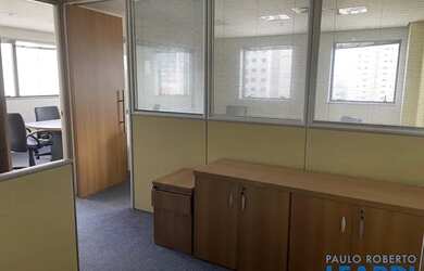 Imagem: O depósito possui 1 Vaga na garagem, 49m² de Área e está