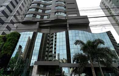 Imagem: O apartamento possui 4 Dormitórios, 5 Banheiros, 4 Vagas na