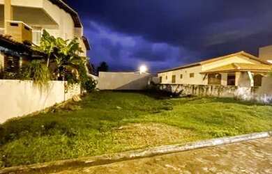 Imagem: O terreno possui 350m² de Área e está localizado em Aruana