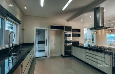 Imagem 14: Casa sobrado com piscina, sauna, forno a lenha de esquina com vista para...