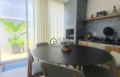 Imagem: A casa em condomínio possui 3 Dormitórios, 3 Banheiros, 2