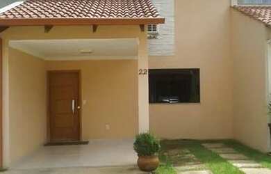 Imagem: A casa em condomínio possui 4 Dormitórios, 3 Banheiros, 2