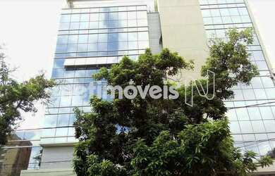 Imagem: O depósito possui 5 Vagas na garagem, 768m² de Área e Imóvel