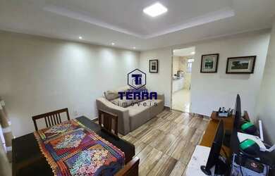 Imagem 2: Apartamento com 3 quartos, revertido para 2 quartos com excelente localização...