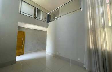 Imagem: A casa em condomínio possui 3 Dormitórios, 4 Banheiros, 4