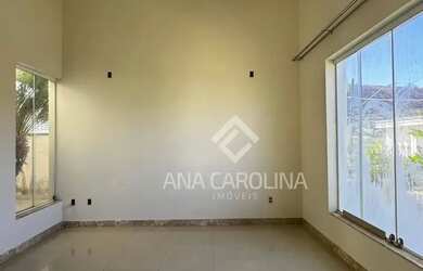 Imagem 3: Magnífica Casa à Venda no Condomínio Portal da Serra