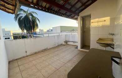 Imagem: O apartamento na cobertura possui 4 Dormitórios, 1 Banheiro