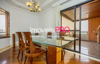 Imagem 13: Descubra a elegância e o conforto neste lindo apartamento em Moema!