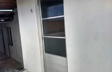 Imagem 15: Aluga-se 2 casas de 1/4. 1 Banheiroe1 Dormitório