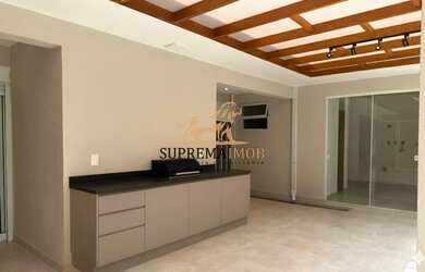 Imagem: A casa em condomínio para alugar possui 4 Dormitórios, 5 Banheiros