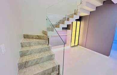 Imagem 7: Casa de Alto Padrão no Alphaville Ceará 5 Suítes, 6 Vagas e Acabamento Premium