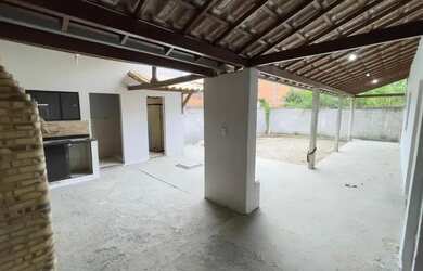 Imagem 15: Casa Alto Padrão Unamar. Piscina, Churrasqueira, VarandaeÁrea de serviço