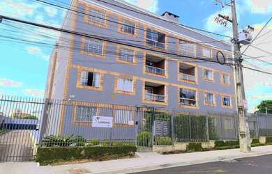 Imagem: O apartamento possui 3 Dormitórios, 1 Banheiro, 1 Vaga na garagem