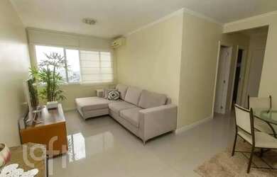 Imagem 2: Apartamento à venda em Vila Ipiranga com 68 m², 3 quartos, 1 suíte, 1 vaga