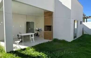 Imagem: A casa em condomínio possui 3 Dormitórios, 2 Banheiros, 2