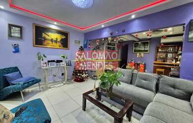 Imagem: A casa possui 4 Dormitórios, 3 Banheiros, 2 Vagas na garagem