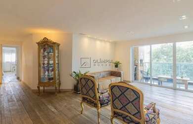 Imagem: O apartamento possui 2 Dormitórios, 5 Banheiros, 3 Vagas na